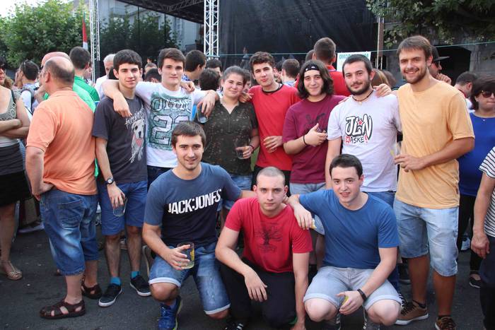 Bero sargoria, sagardoz bust 89 1532982817548