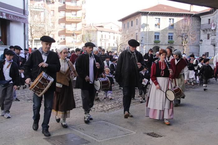 Gabon eskea eta olentzero 2015 50 1450964183656