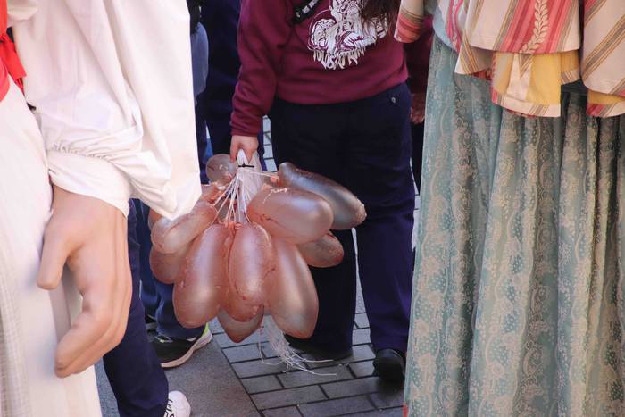 Erraldoi eta buruhandiak Zal 26 1582375950212