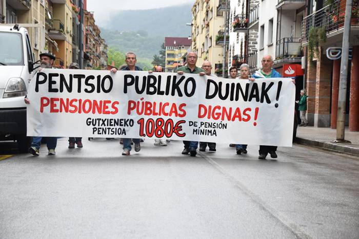 Pentsio duinak eskatu dituzt 3 1528717365410