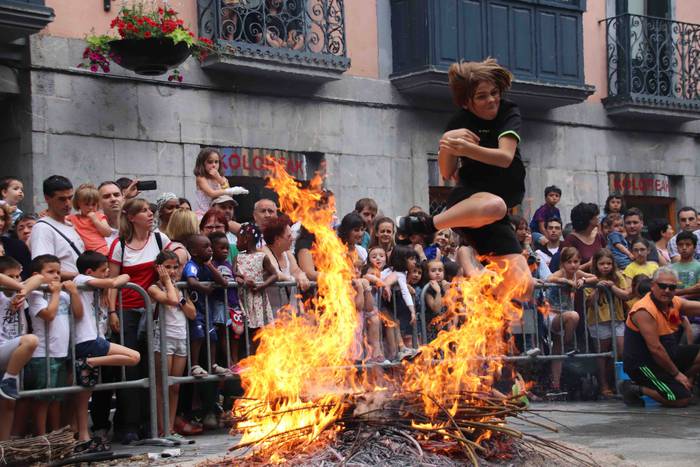 Txikienak ere saltoka 41 1561316743324