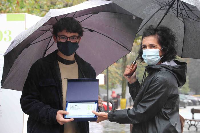 Ikusgai jarri eta sariak ban 9 1602327673516