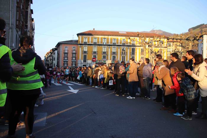 Uzturreko gurutzea lapurtu z 108 1577813971085