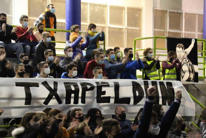 Bizkaia eta Aztinondo, ispil 13 1606682564429