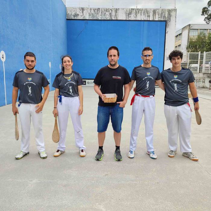 Banatu dituzte txapelak 54.  7 1659950147543