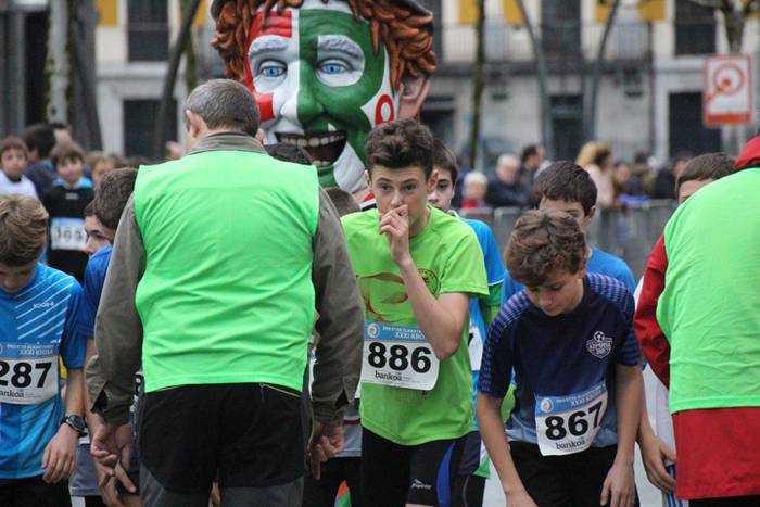 700 haur inguru XXXI. Ero Et 2 1516541839623