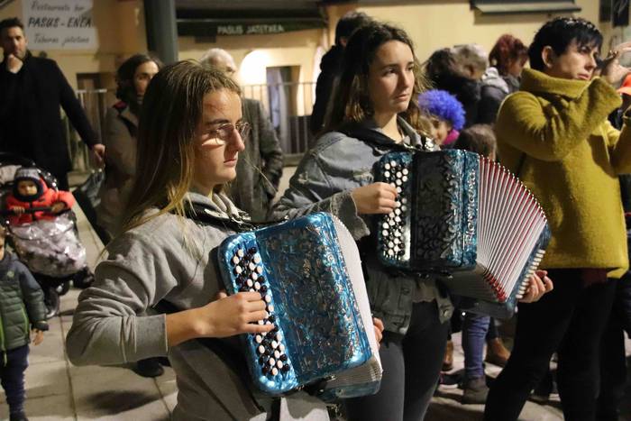 Musika kalera 15 1574450996301