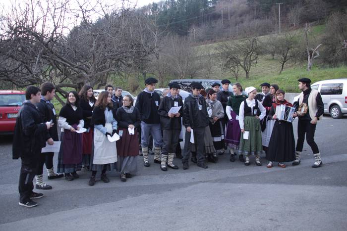 Gabon eskea eta olentzero 2015 15 1450964170415