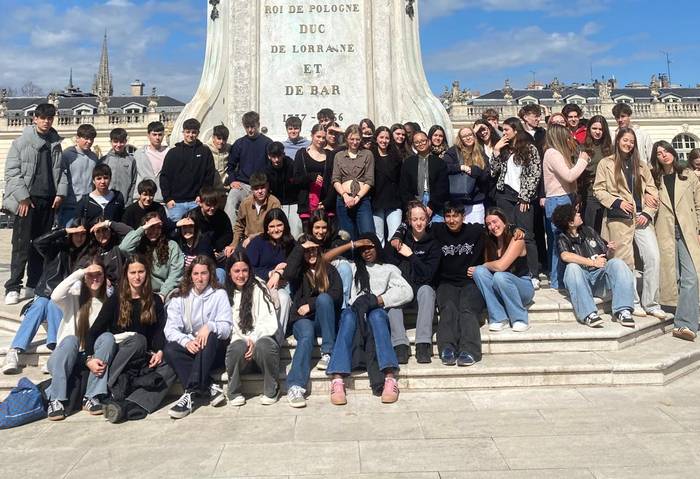 Herrikideko ikasleek elkartrukea egin dute Frantzian