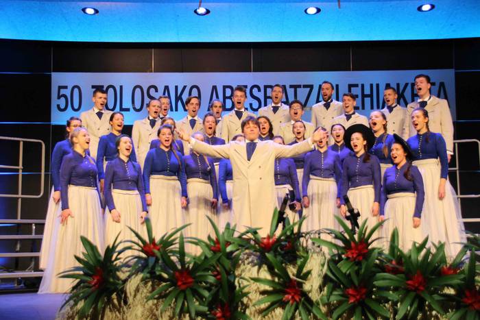 Tolosako Abesbatz Lehiaketa  100 1541350177343