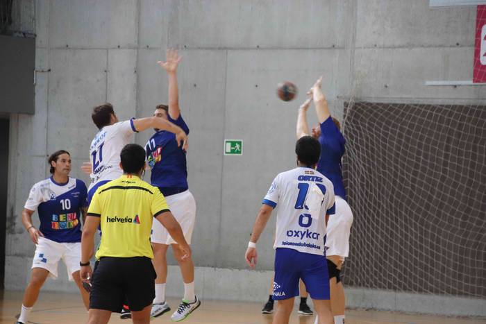 Tolosa CF eskubaloia prest d 39 1535892425966