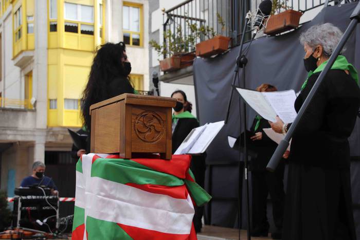 Irurako Kutxa Bira iruditan 44 1619287453944