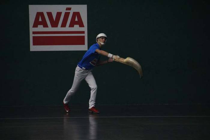 ZESTA PUNTA ELOLAREN OROIMEN 95 1512735794319