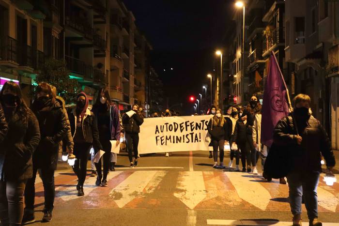 Emakumeek eskualdeko kaleak  64 1615233087485