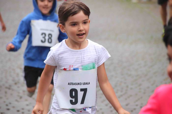 Asteasuko haurrek hasi dute  28 1530188146055
