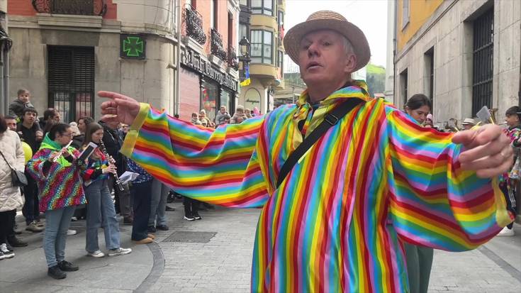 Morenoren despedida inauterietako kalejiran