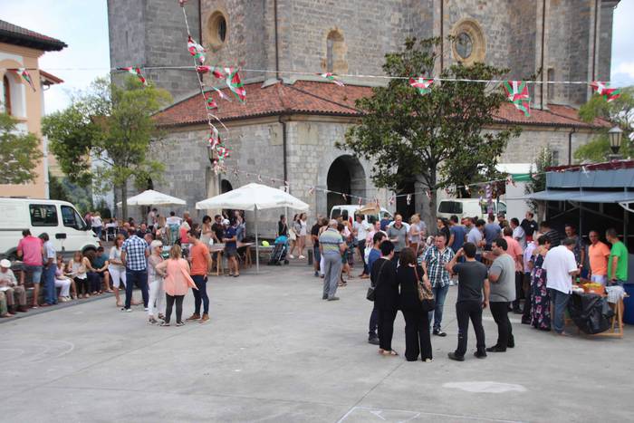 Txakolina eta sardinak, fest 9 1536498205634