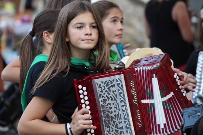 Irurako festak 2015 buruhandiak 8 1443465689177