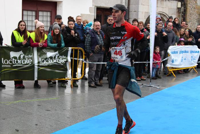 Jokin Lizeaga eta Veronica D 250 1517772816368