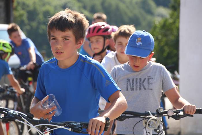 GOIATZKO ANDRA MARI JAIAK 20 28 1502731359006