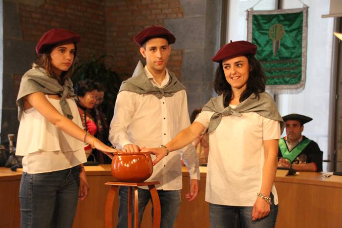 Gazteak, barrunaren kofradiaren gidari 11 1468074722660