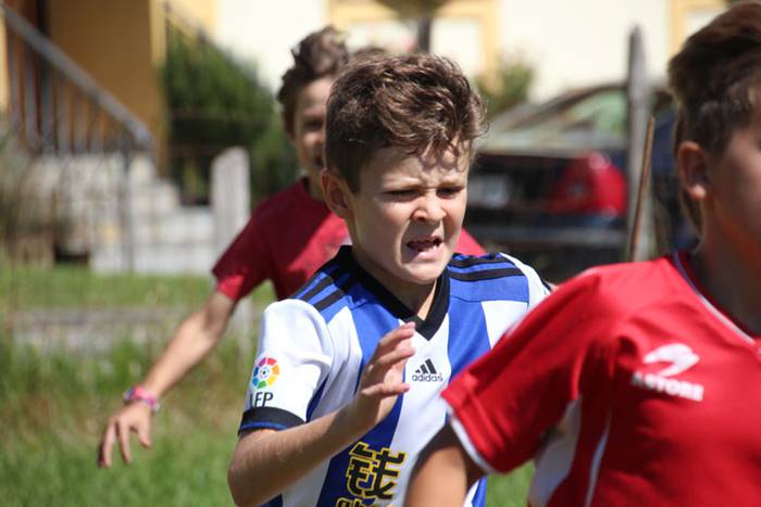 Herriko gaztetxoek korrika hasi dute eguna 12 1471088436374