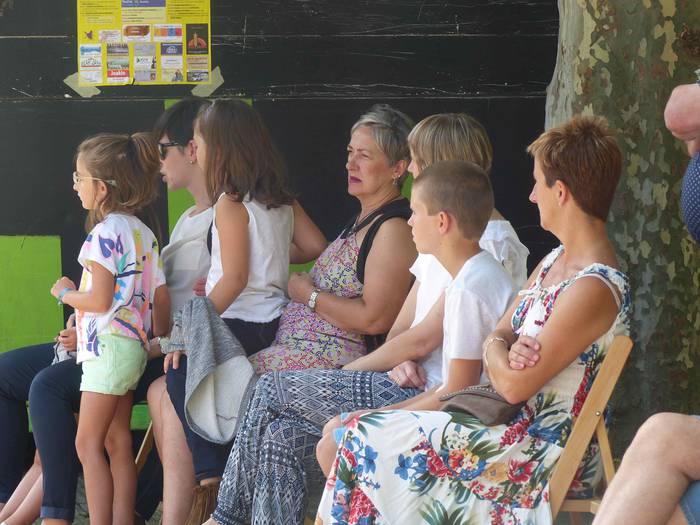 Kultura edo kirola, guztiak  93 1535469795880