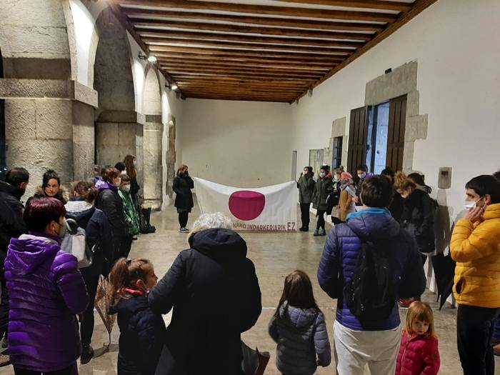 "Minduta, nazkatuta eta amor 42 1637868812264