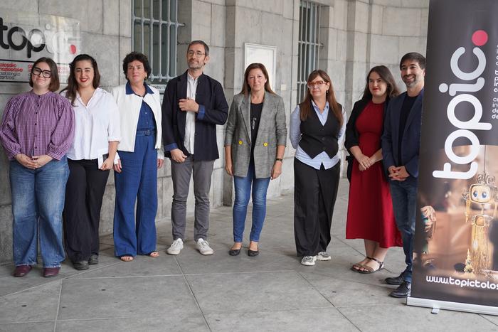 Titereszenak zabaldu ditu ateak