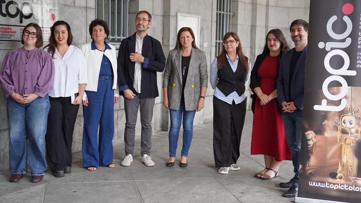 Titereszenak zabaldu ditu ateak