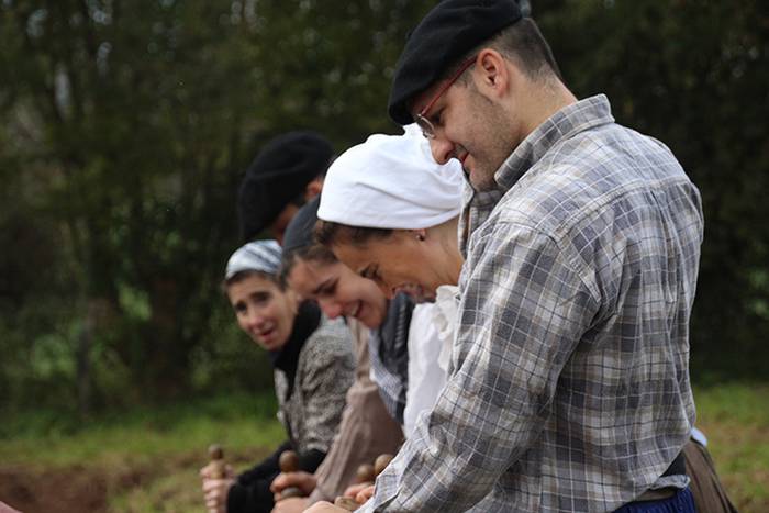 ADUNAKO KULTUR ASTEA 2017. G 36 1511018055646