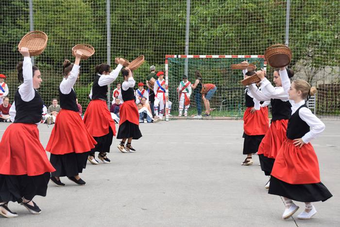 Ibarrako Dantzari Txiki Egun 57 1528547930339