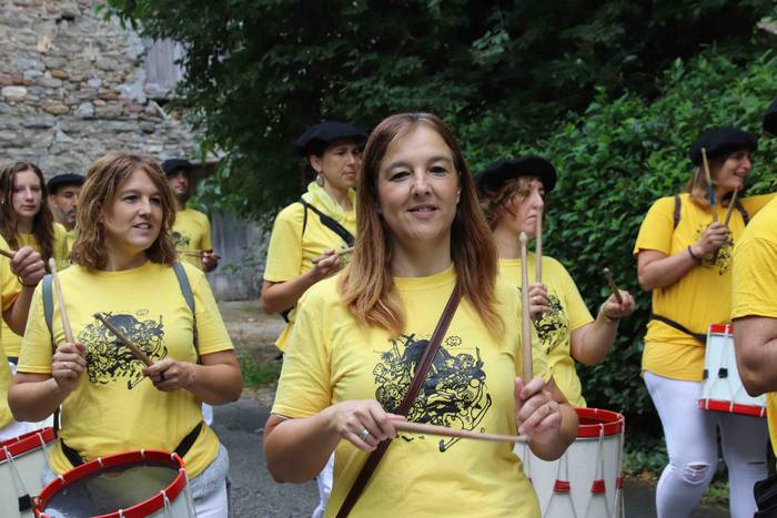 Danbor hotsek hartu dute Ama 14 1562504166413