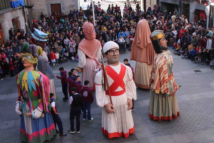 Erraldoi eta buruhandiak Zal 1 1582375933721