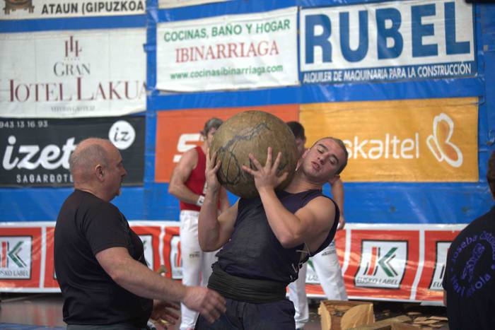 Zizurkil herri kirolak arria 14 1542551654864