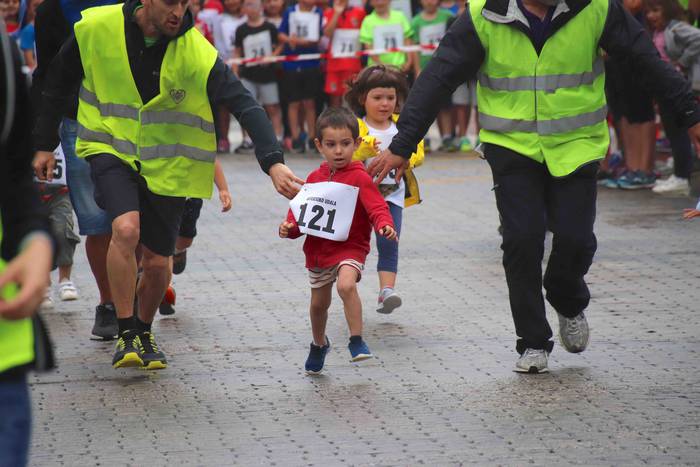 Asteasuko haurrek hasi dute  19 1530187991516