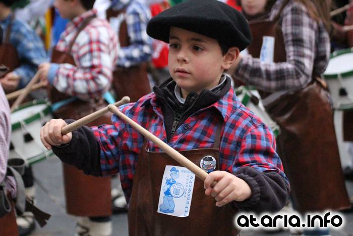 Zaldunita bezperako haur danborrada 154 1454785385446