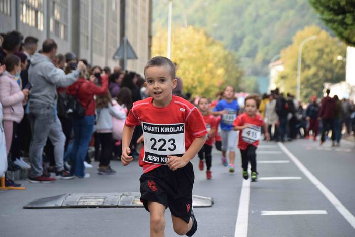 Gozatu egin dute txikienek S 22 1634039487217