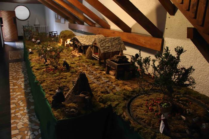 Aspaldiko ohiturak jaiotza batean 27 1545153590974