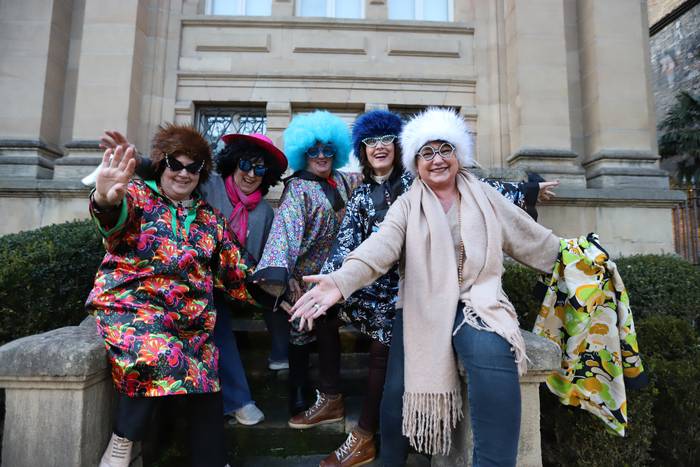 «Inauteria lurralde komantxea da,  nahi duzuna egiteko»