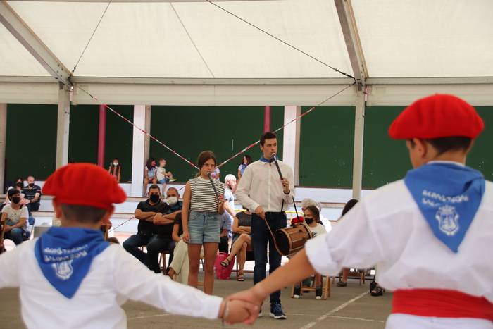 dantzarien saioa berastegi 4 1628437228989