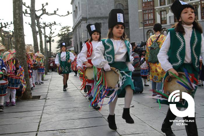 Makilkari trebeak 65 1488050670721