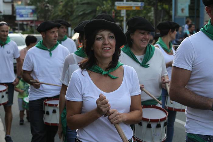 Irurako odol emaileek bota dute txupinazoa 16 1474654459979