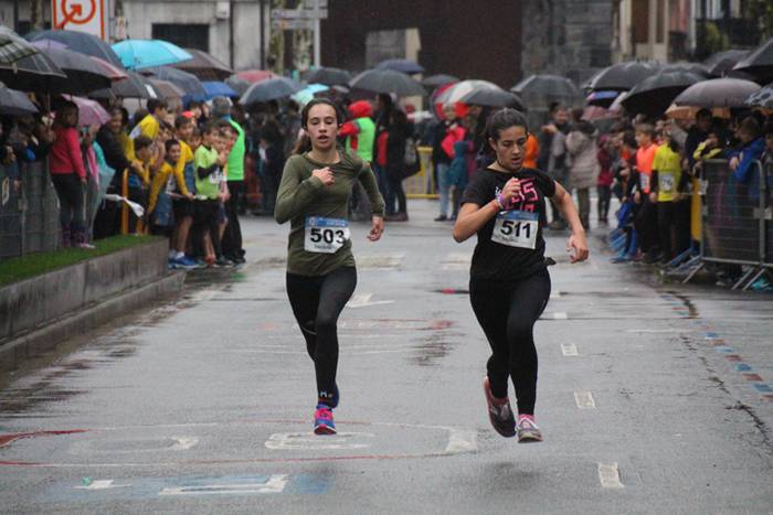 700 haur inguru XXXI. Ero Et 39 1516542076978