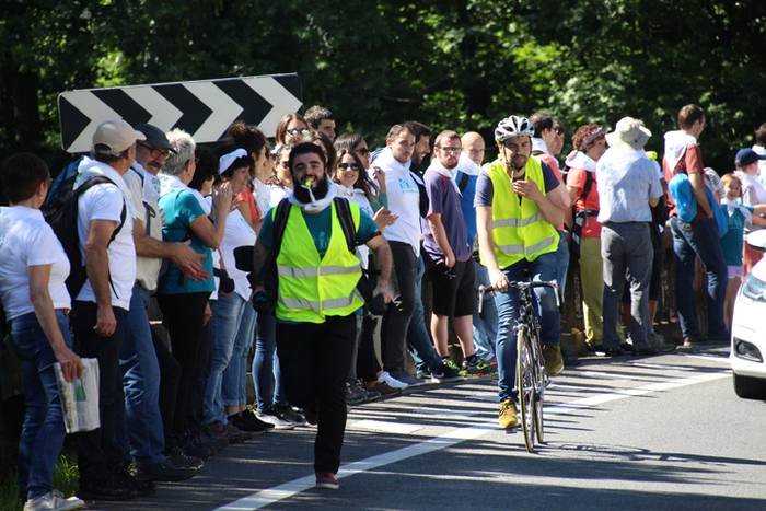 "Gu bezala, beste 100.000 za 42 1528637026501