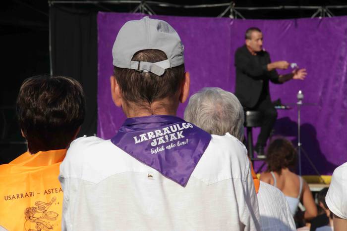 Magia, kantua eta jokoa izan 13 1659811265180