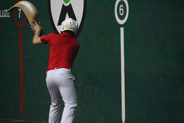 ZESTA PUNTA ELOLAREN OROIMEN 99 1512735816354