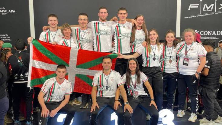 Brontzezko dominarekin itzuli dira Larrarte eta Erasun