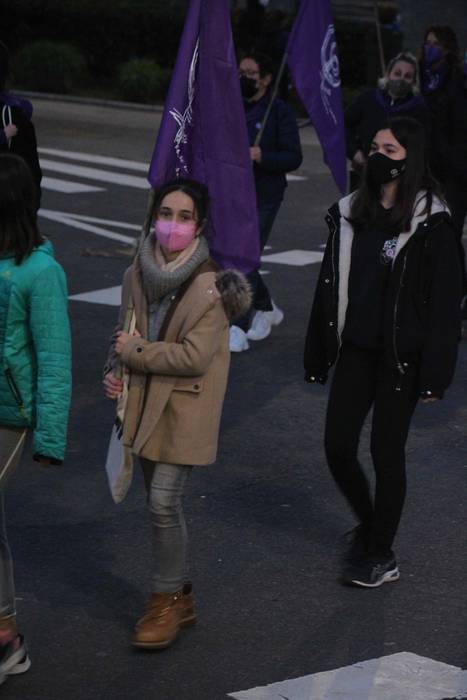 Emakumeek eskualdeko kaleak  40 1615231249385