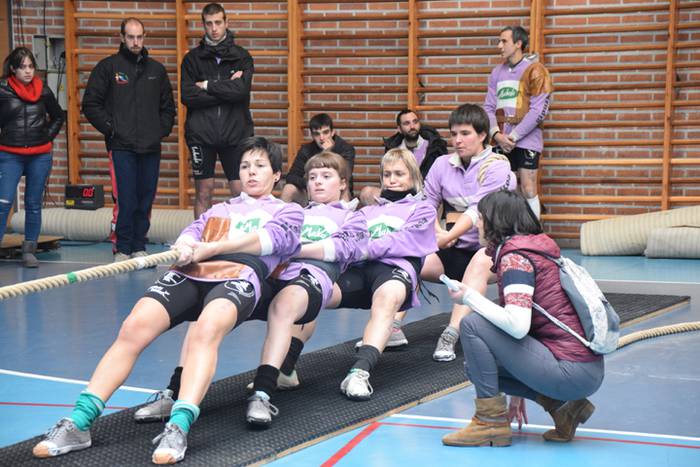 Tira eta tira, Euskal Herrik 15 1512311322627